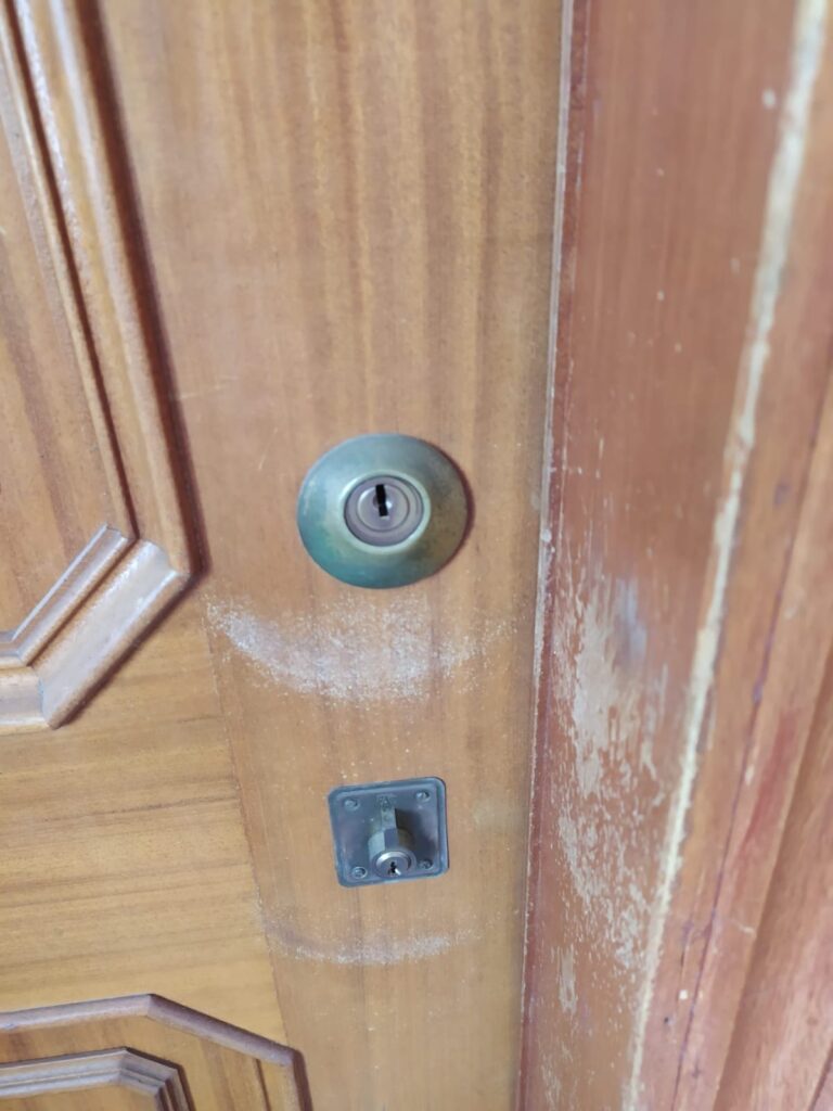 Apertura de puertas El Parral